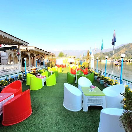Aziz Palace Group Of Houseboats Srinagar  Exterior photo