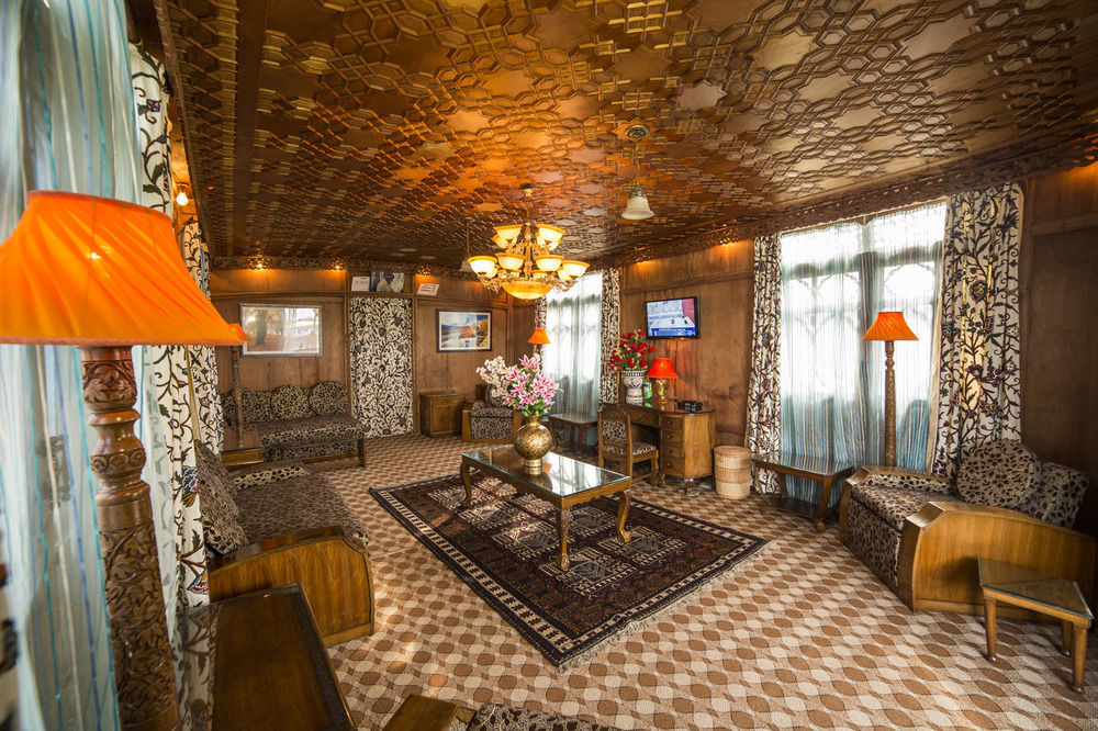 Aziz Palace Group Of Houseboats Srinagar  Exterior photo